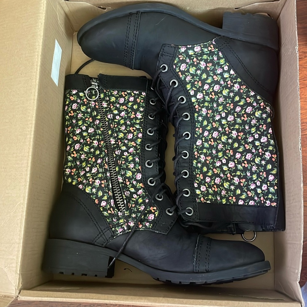 Denim & Supply Ralph Lauren Torie Floral Lace-Up